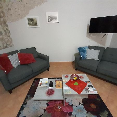 Dimora Donna Carmela Apartment Naples Luaran gambar