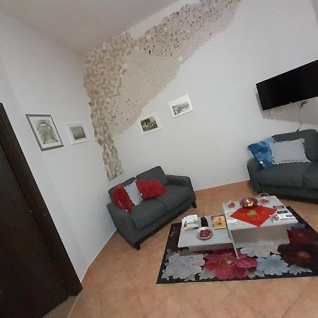 Dimora Donna Carmela Apartment Naples Luaran gambar