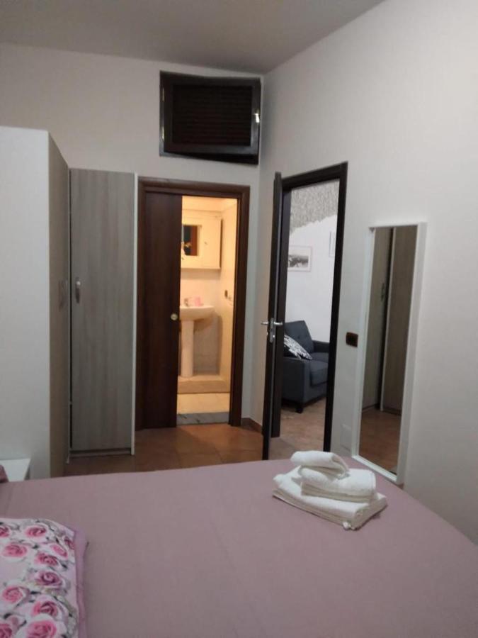 Dimora Donna Carmela Apartment Naples Luaran gambar