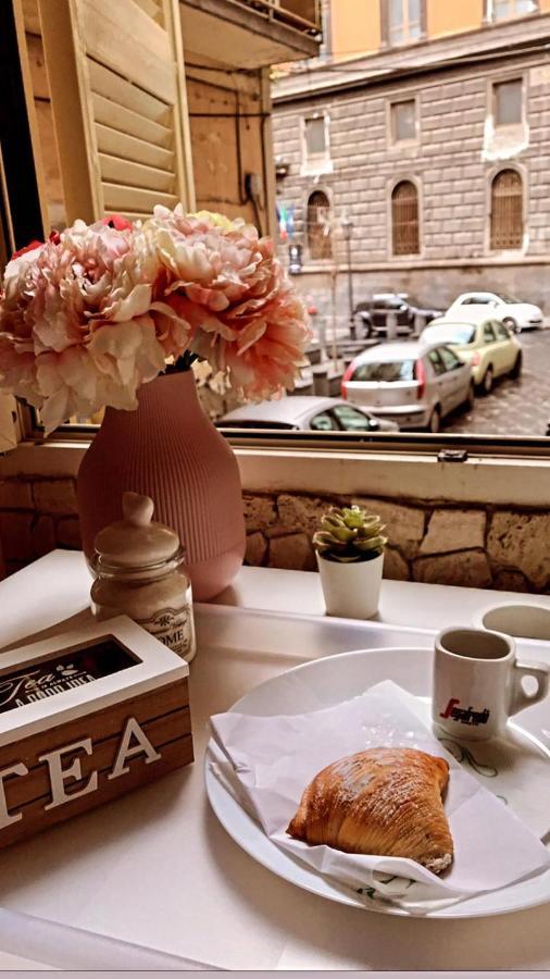 Dimora Donna Carmela Apartment Naples Luaran gambar