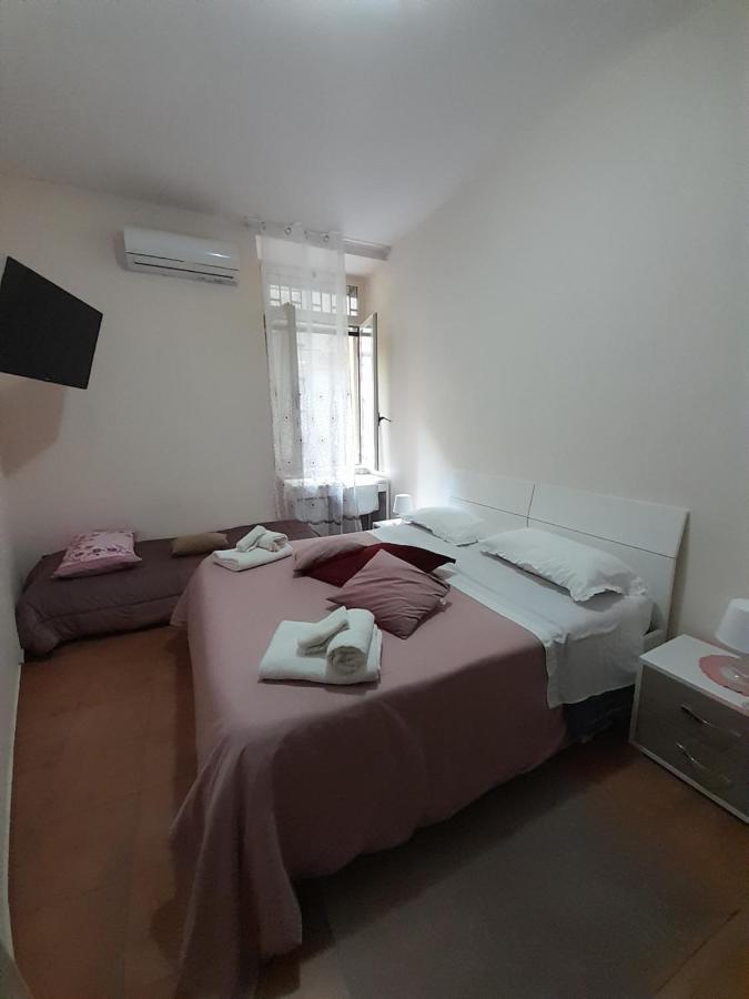 Dimora Donna Carmela Apartment Naples Luaran gambar