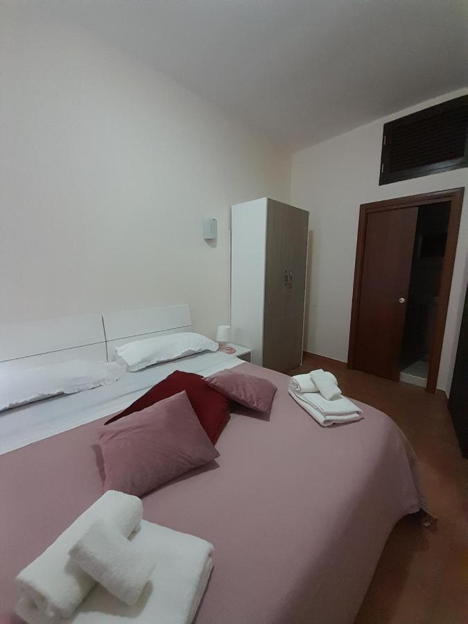 Dimora Donna Carmela Apartment Naples Luaran gambar