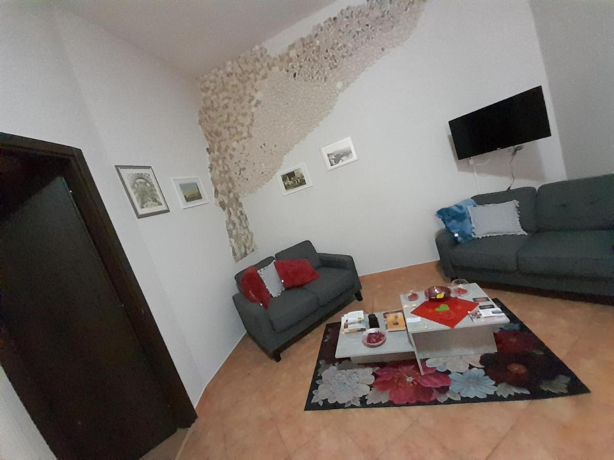 Dimora Donna Carmela Apartment Naples Luaran gambar